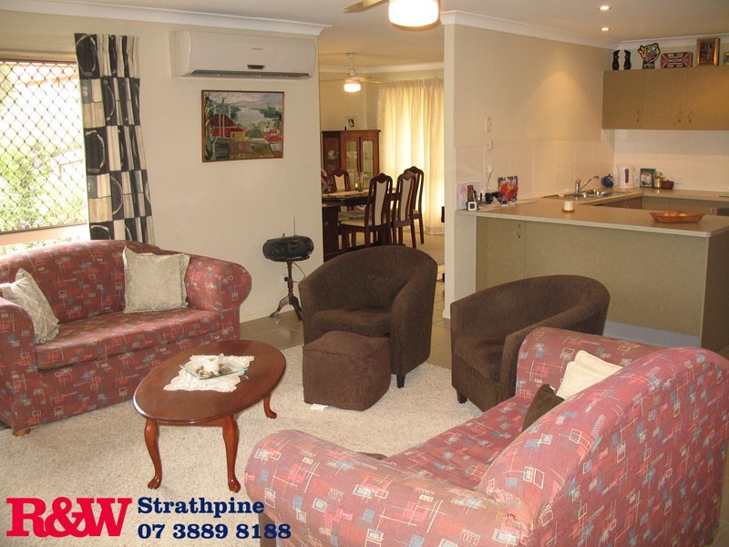 15 Tylah St, Kallangur QLD 4503