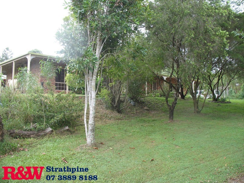 25 Sunbird Court, Moorina QLD 4506