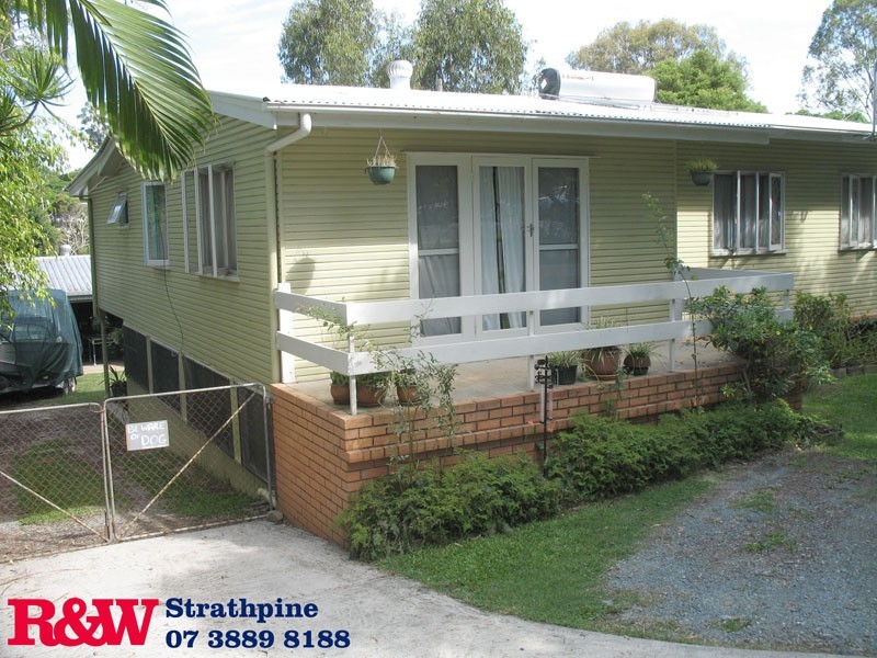 14 Woonara Drive, Petrie QLD 4502