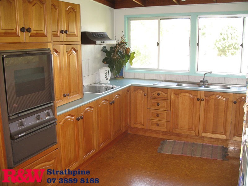 14 Woonara Drive, Petrie QLD 4502