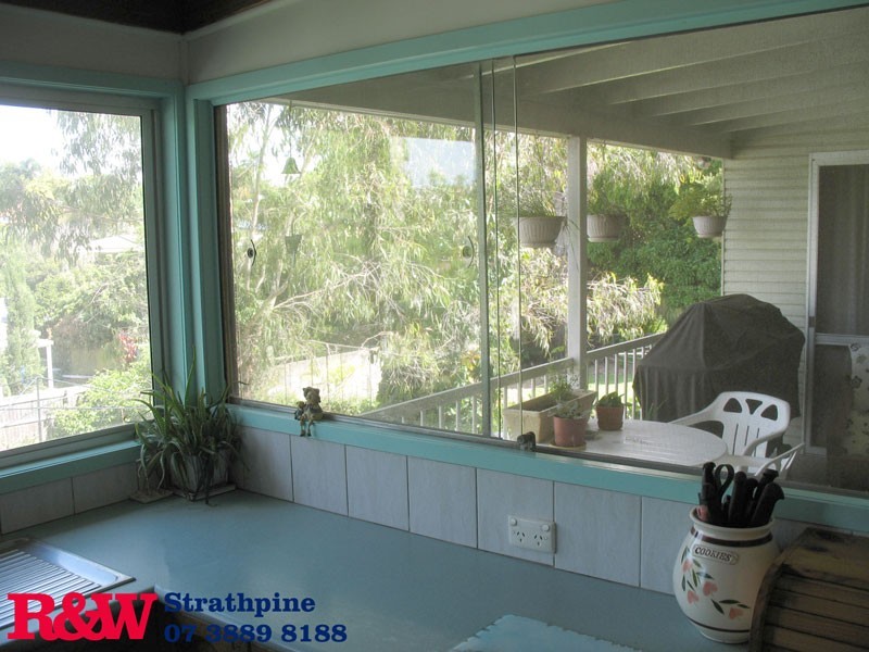 14 Woonara Drive, Petrie QLD 4502