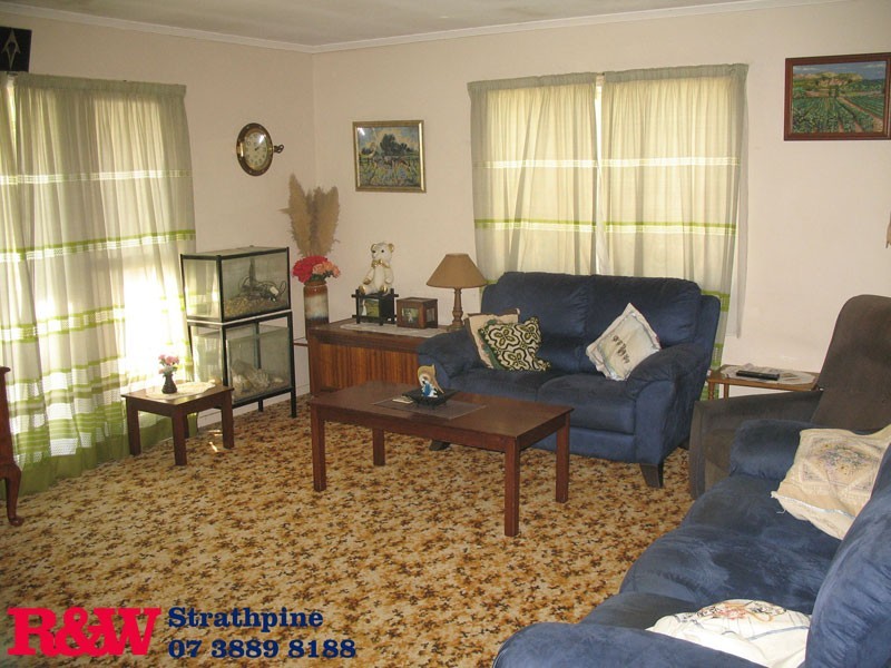 14 Woonara Drive, Petrie QLD 4502