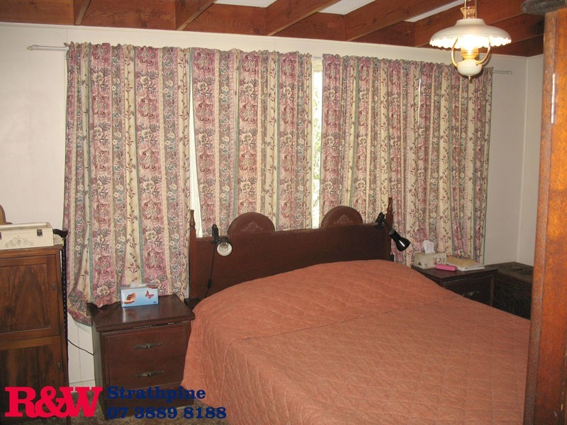 14 Woonara Drive, Petrie QLD 4502