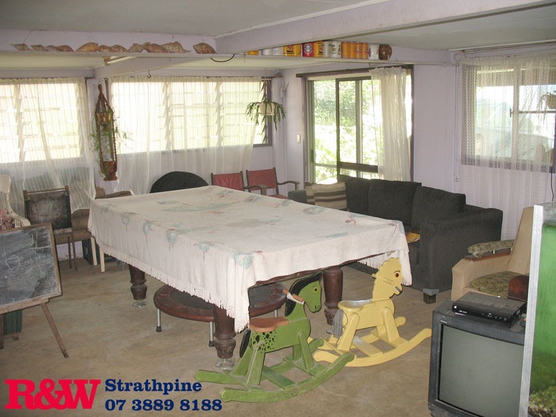 14 Woonara Drive, Petrie QLD 4502