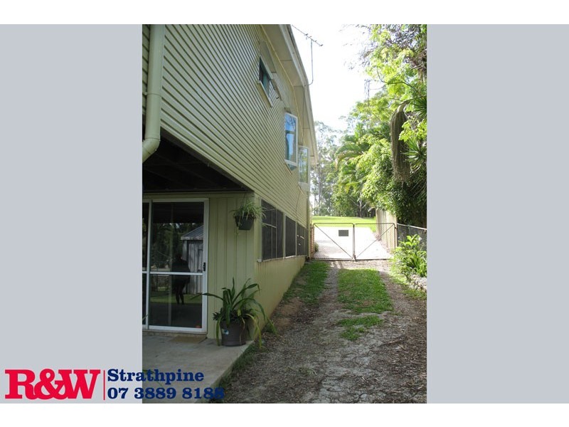 14 Woonara Drive, Petrie QLD 4502