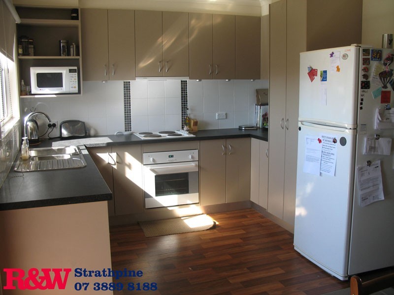 2 Lauralyn Court, Bray Park QLD 4500