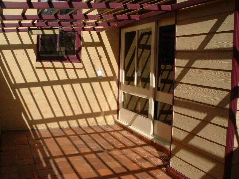 2/21 HAYBERRY STREET ( Entry via Emmett Lane), Crows Nest NSW 2065