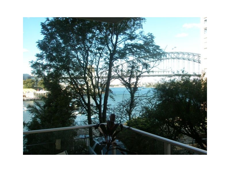 12/17 East Crescent Street, Mcmahons Point NSW 2060