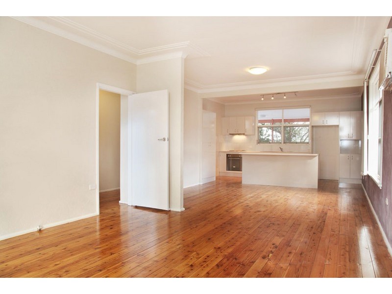 13 DEAKIN, Forestville NSW 2087