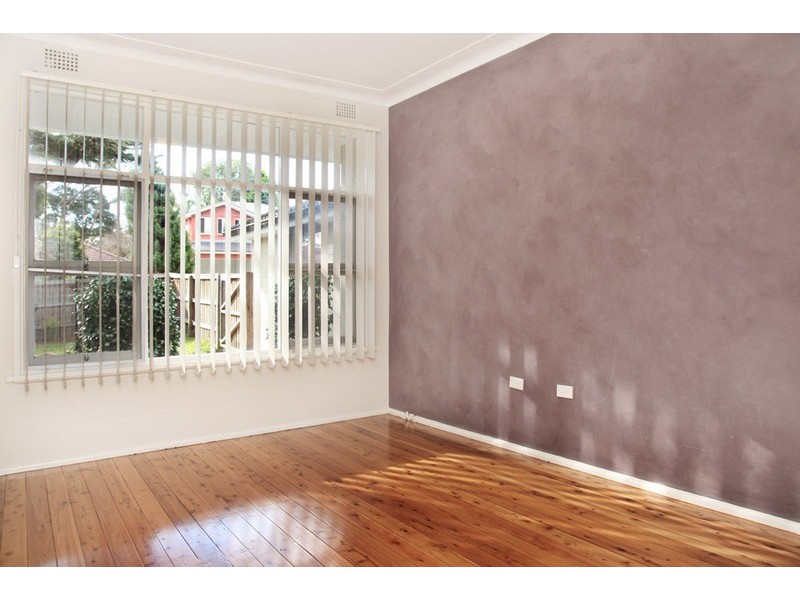 13 DEAKIN, Forestville NSW 2087