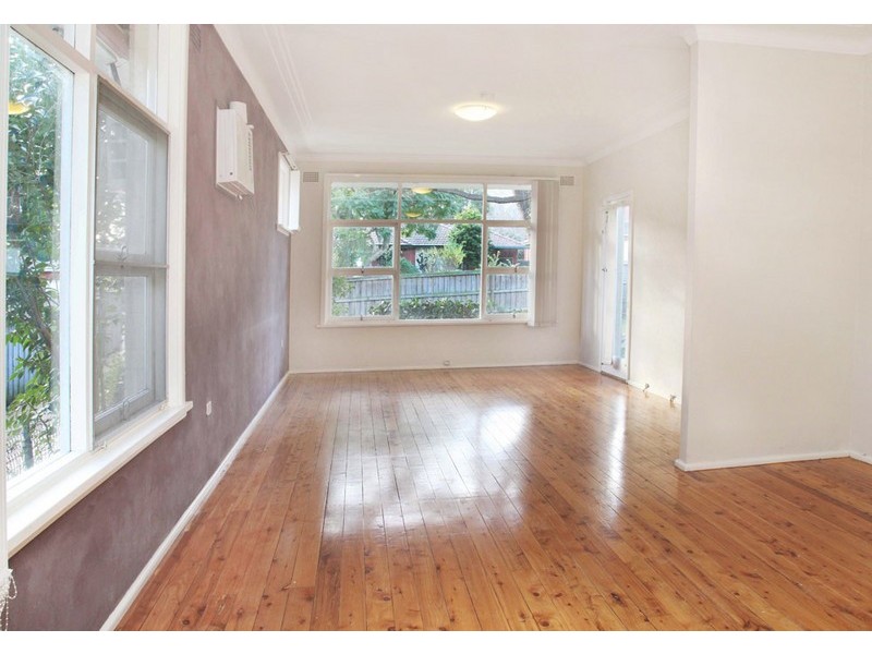 13 DEAKIN, Forestville NSW 2087