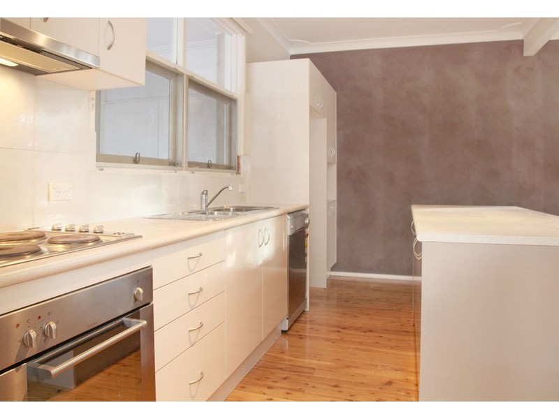 13 DEAKIN, Forestville NSW 2087