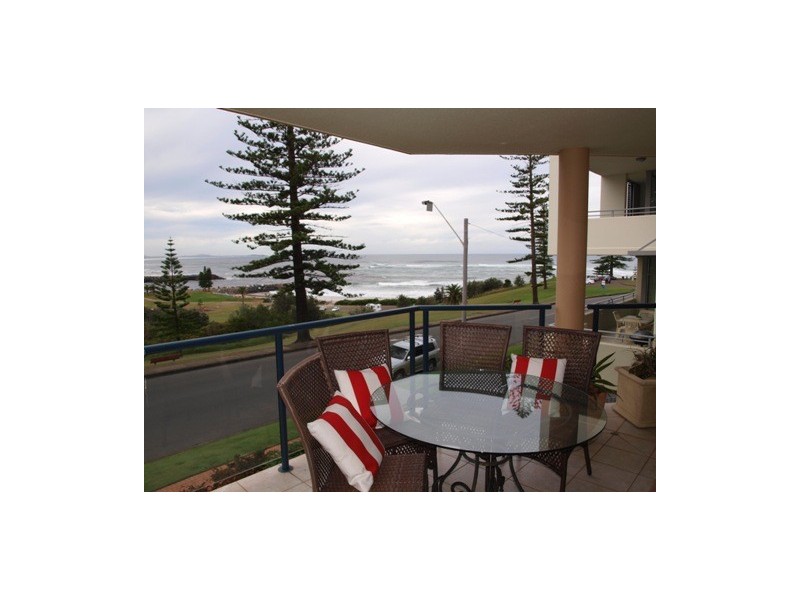 2/4 Stewart Street, Port Macquarie NSW 2444
