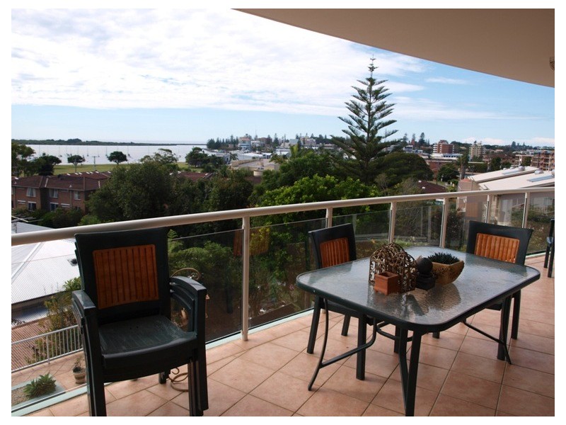 305/16-18 Hilltop Cres, Port Macquarie NSW 2444