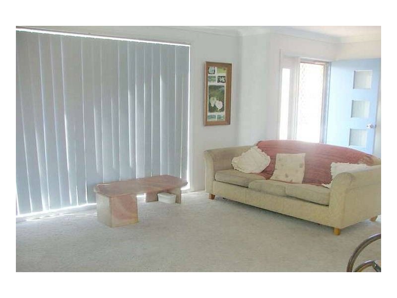 16 Solander Place, Lake Cathie NSW 2445