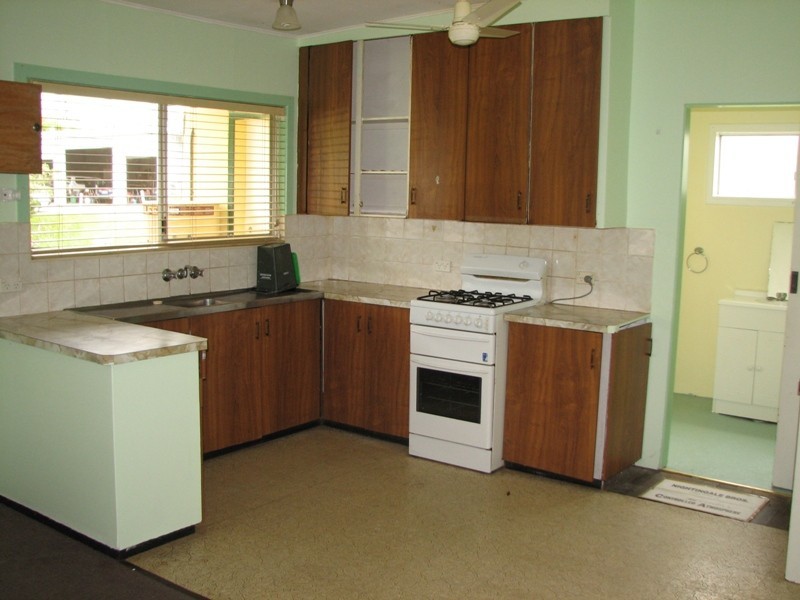 6 Angus Lane, Macksville NSW 2447