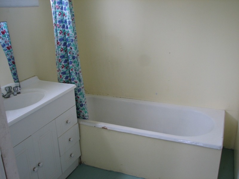 6 Angus Lane, Macksville NSW 2447