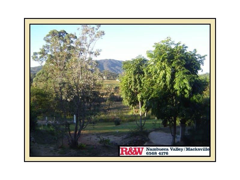 84 Main Street, Eungai Creek NSW 2441