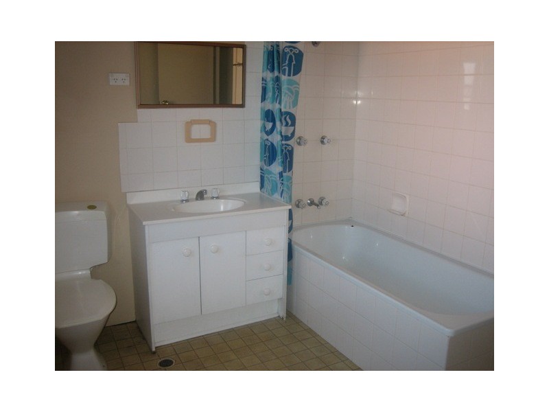 8 Princess Street, Macksville NSW 2447