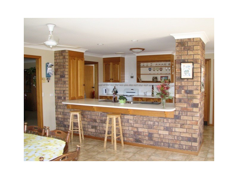 215a Wallace Street, Macksville NSW 2447