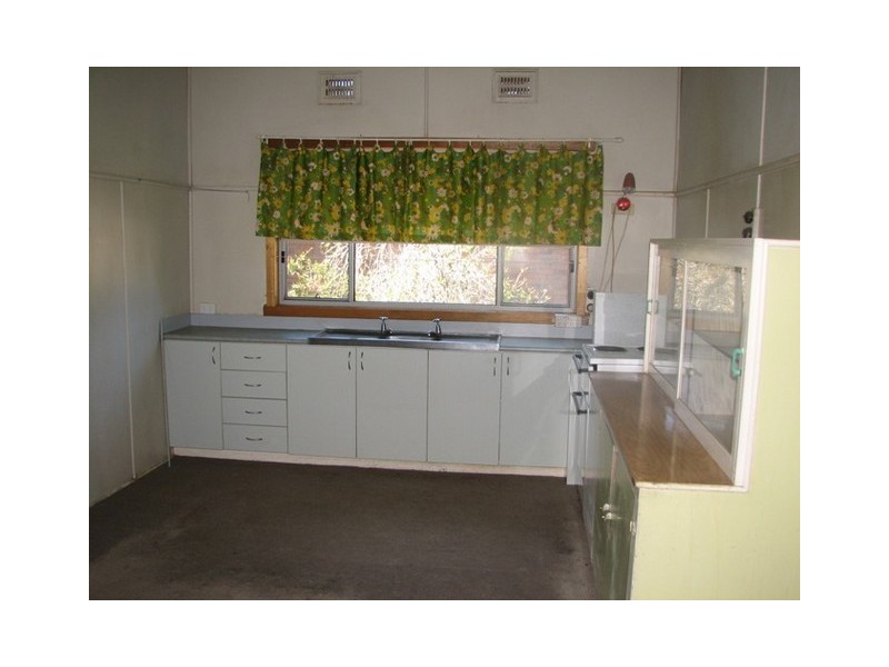 3 Frank Street, Macksville NSW 2447