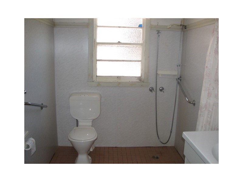 3 Frank Street, Macksville NSW 2447