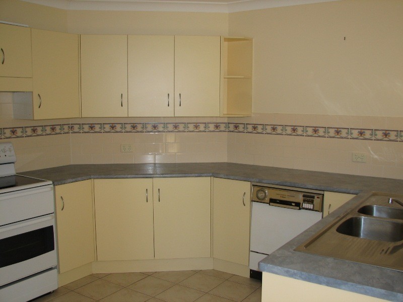 5 Preston Drive, Macksville NSW 2447