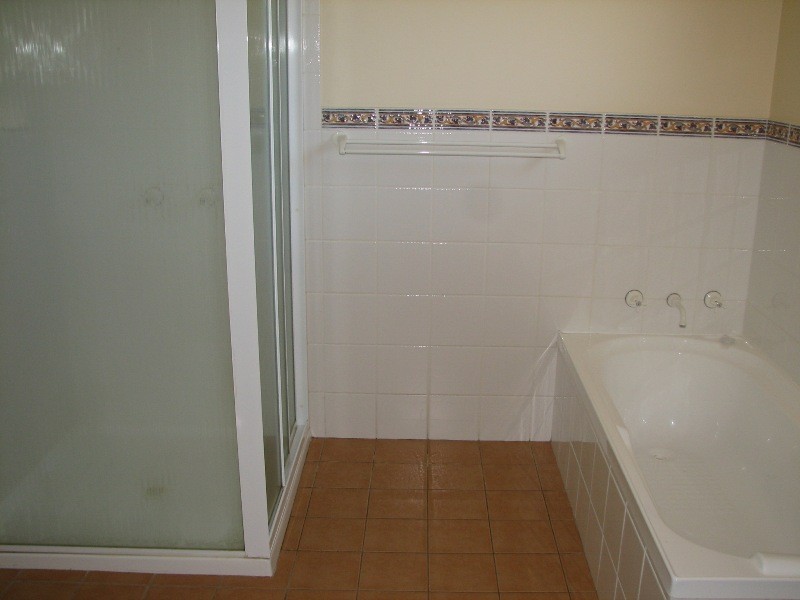 5 Preston Drive, Macksville NSW 2447