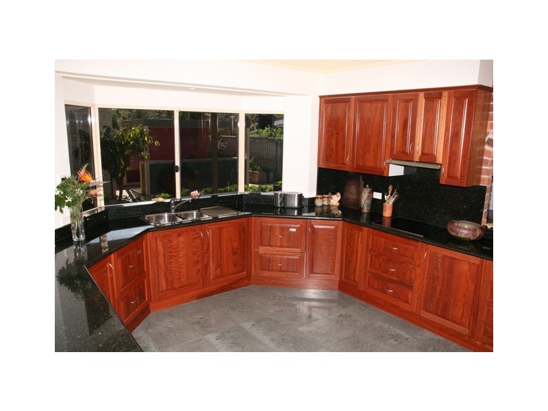 2 Sandpiper Drive, Scotts Head NSW 2447