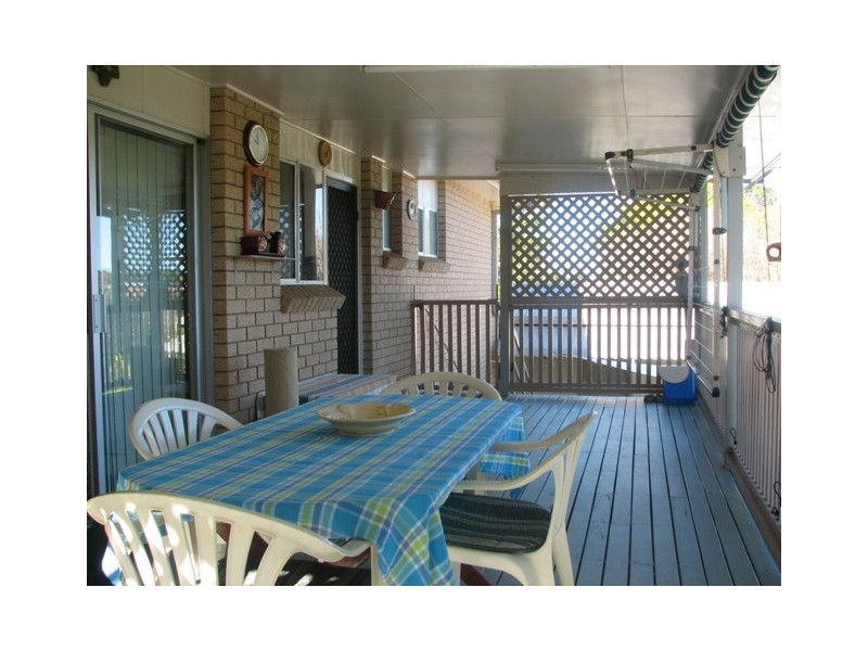253 Wallace Street, Macksville NSW 2447