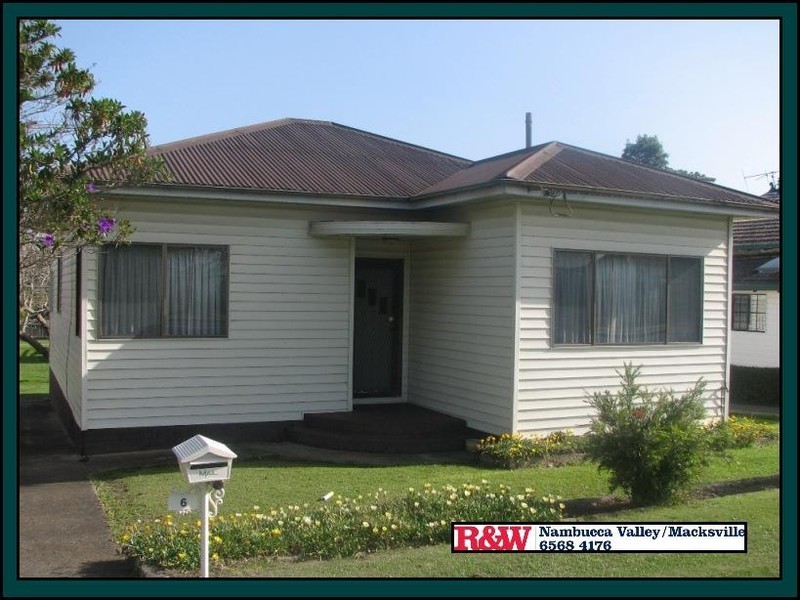 6 Egan Street, North Macksville NSW 2447