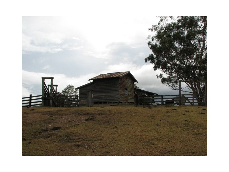 521 Greenhils Rd, Taylors Arm NSW 2447