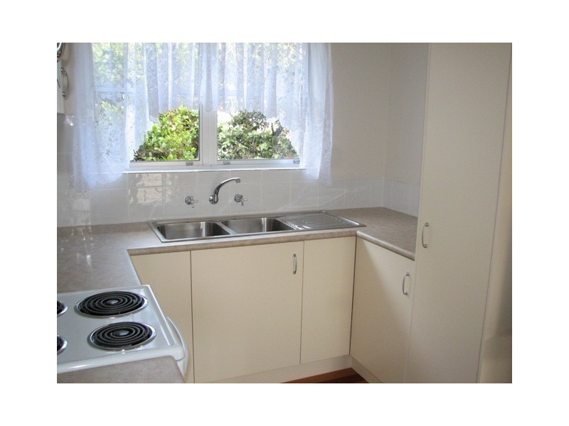 15 Barrie Street, Macksville NSW 2447