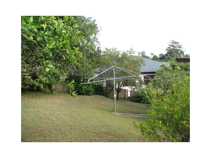15 Barrie Street, Macksville NSW 2447