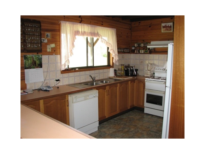 1 West Street, Scotts Head NSW 2447