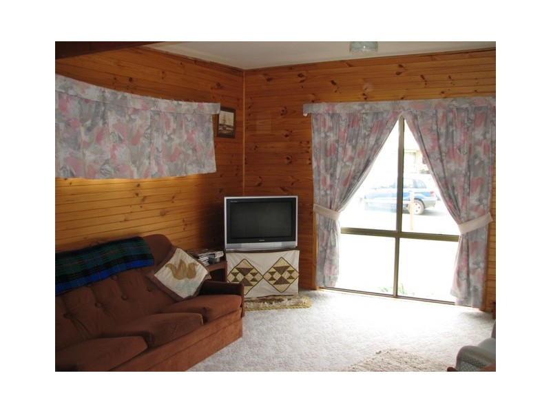 1 West Street, Scotts Head NSW 2447