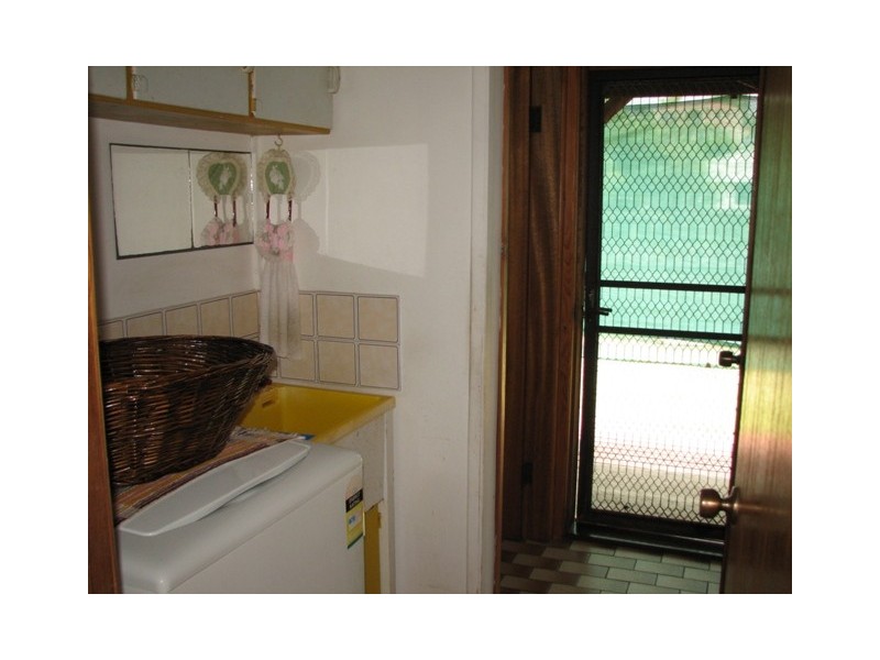 1 West Street, Scotts Head NSW 2447