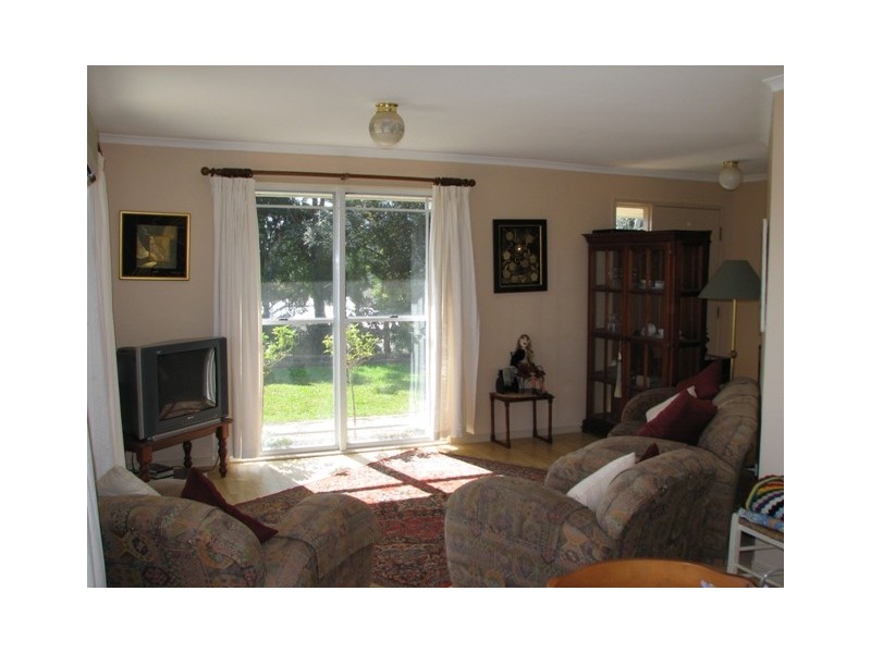 9 Rowe Dr, Macksville NSW 2447