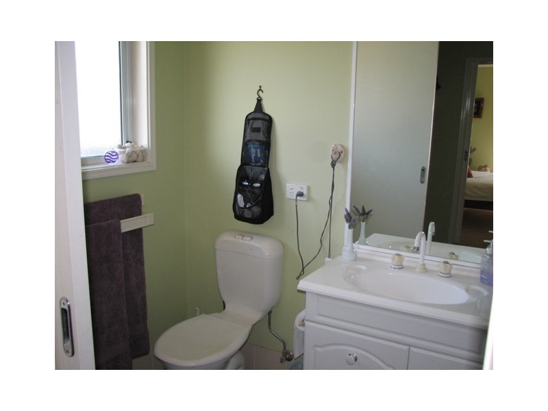 9 Rowe Dr, Macksville NSW 2447