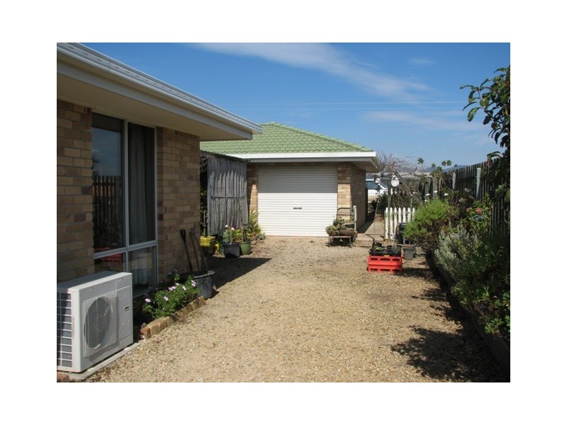 9 Rowe Dr, Macksville NSW 2447