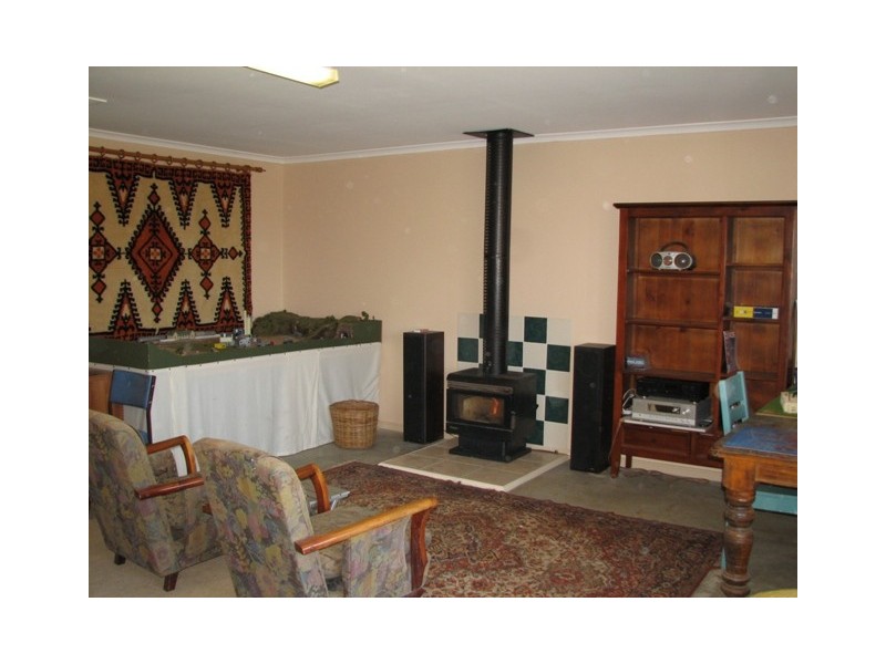 9 Rowe Dr, Macksville NSW 2447