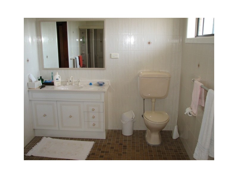 34 Glenmore Cres, North Macksville NSW 2447