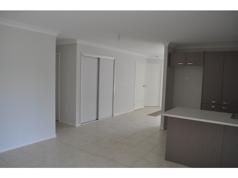 16 Laura Place, Macksville NSW 2447