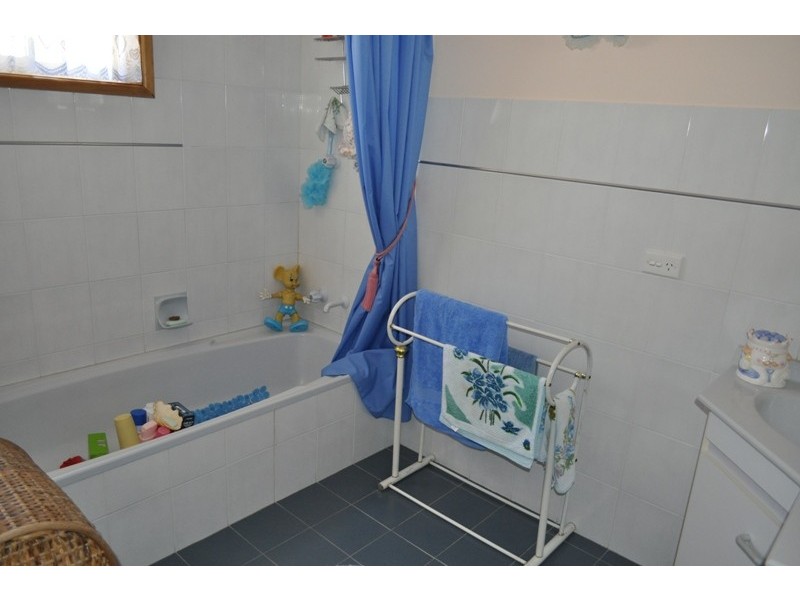 87 Sturdee Street, Macksville NSW 2447