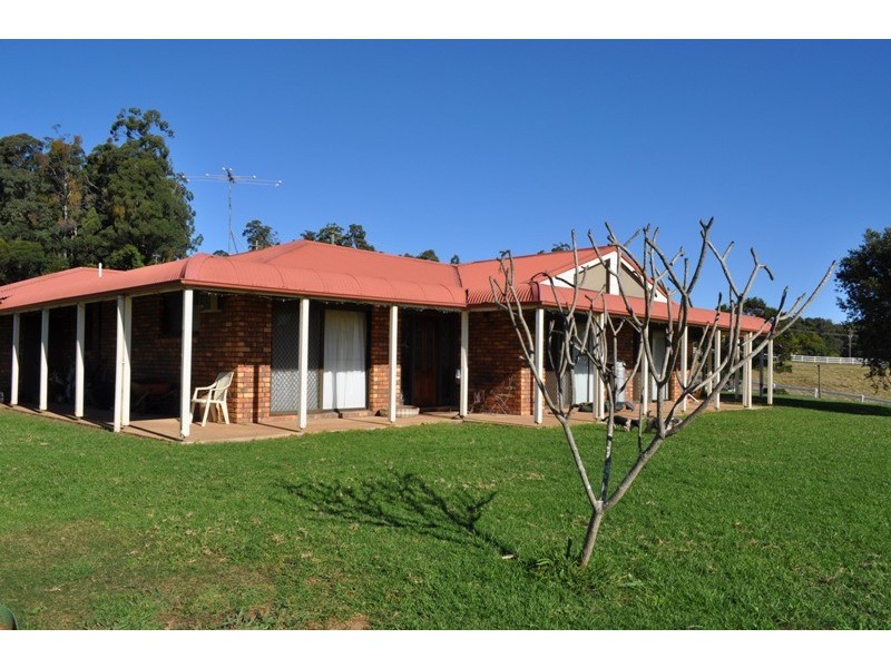 359 Rosewood Rd, Warrell Creek NSW 2447