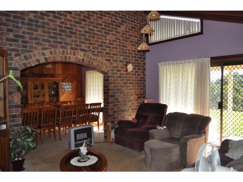 359 Rosewood Rd, Warrell Creek NSW 2447