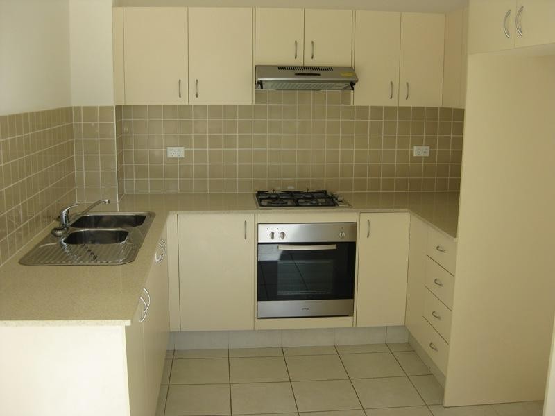 18/30-34 Reid Ave, Westmead NSW 2145