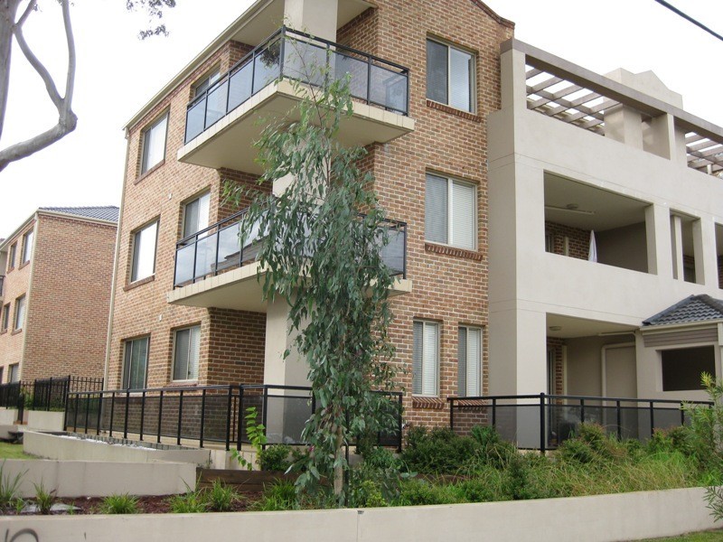 4/36-38 Lydbrook St, Westmead NSW 2145