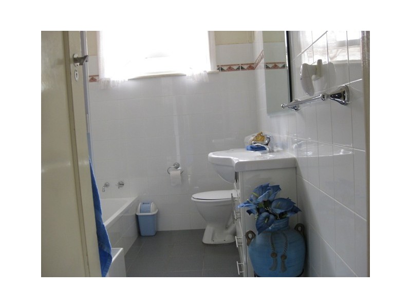 17 Talbot Road, Guildford NSW 2161