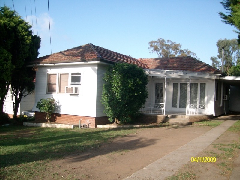 119 Hampden Rd, South Wentworthville NSW 2145